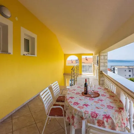 Two-bedroom 32 *