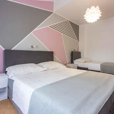 Two-bedroom 32 * Crikvenica