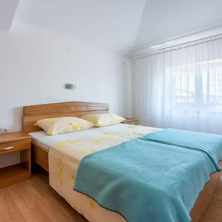 Two-bedroom 32 *