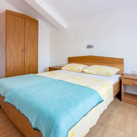 Two-bedroom 32